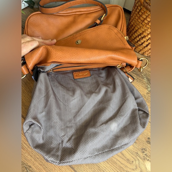 Moda Luxe Henri Tan Vegan Leather Fold Over Expandable Crossbody Bag - Picture 10 of 16